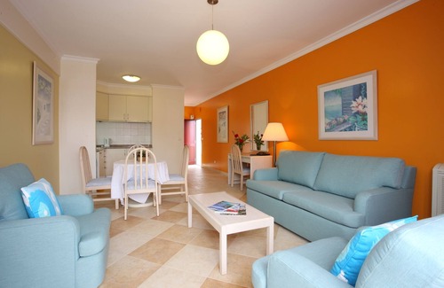 Madeira Island Resort | Caniço Bay Apartments
