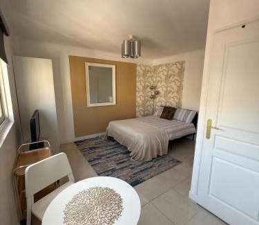 Carnot Apartment | Cannes Carnot 2