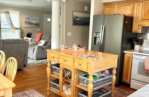 South Dennis House | Cape Cod's "Beach Rose"