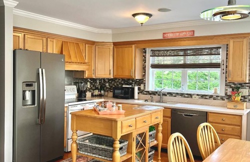 South Dennis House | Cape Cod's "Beach Rose"