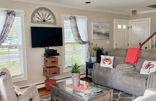 South Dennis House | Cape Cod's "Beach Rose"