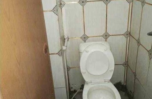 South Tangerang Hotel | Capital O 94359 Aurora Guest House