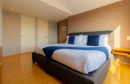 El Yaqui House | Capitalia Near to ABC Hospital with Gym Parking