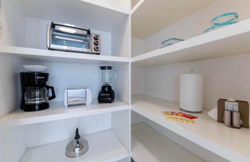 El Yaqui Apartment | Capitalia w Gym Near Centro Santa Fe Mall