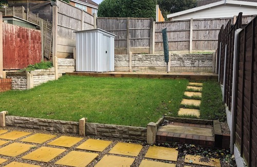 Cannock Apartment | Captivating 1-Bed Apartment in Hednesford