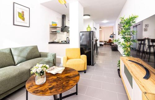 Jardin de la Abadia Apartment | Caramba FreshApartments