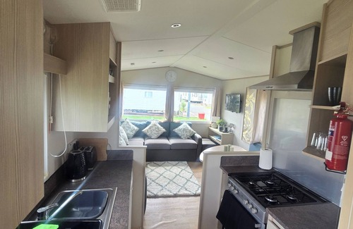 Rhyl Cabin | Caravan Kirsty 3 Bedroom