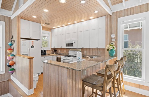 Sunnyside House | Carillon Beach - Grits Carlton by PHG