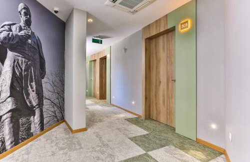 Downtown Hotel | Carine Hotel Centar