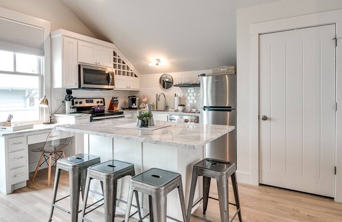 Eufaula Apartment | Carlton Landing- Loft on Boardwalk!