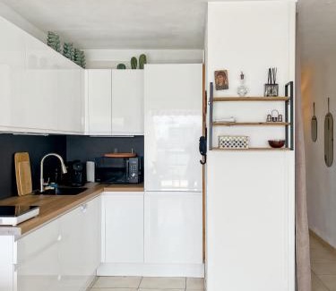 Carnon-Plage Apartment | Carnon vue Port