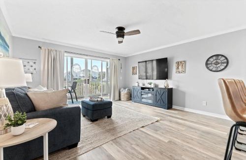 Carolina Yacht Landing House | CAROLINA YACHT A2