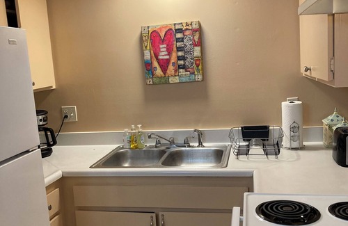 Carpinteria Condo | Carpinteria Beach Townhouse - Perfect Snowbird Retreat - Great Off-Season Rate!