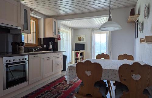 Tavanasa Apartment | Casa Acazia