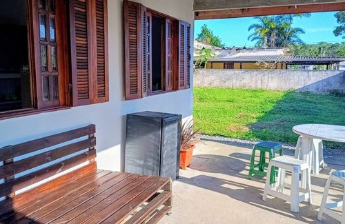 Guaratuba House | Casa Aconchegante em Guaratuba - 4 Pessoas