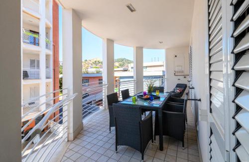 Grottammare Apartment | Casa Alice con ampio balcone e posto auto