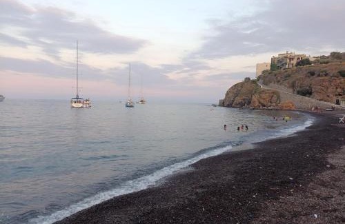 Lipari Historic Centre House | Casa Amena con ampio terrazzo e giardino