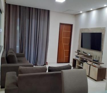 Mangabeira House | Casa ampla e excelente mobiliada para 4 pessoas