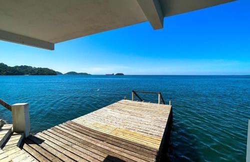 Mangaratiba House | Casa beiramar com piscina na Ilha de Itacuruca RJ