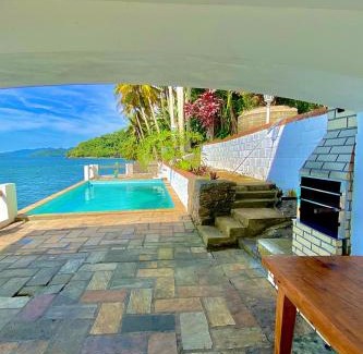 Mangaratiba House | Casa beiramar com piscina na Ilha de Itacuruca RJ
