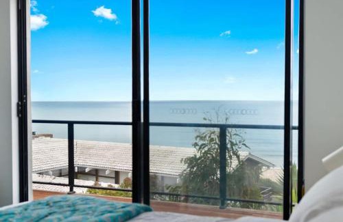 McCracken House | Casa Blanca - 2-4 Heggerton St McCracken - No Linen Included