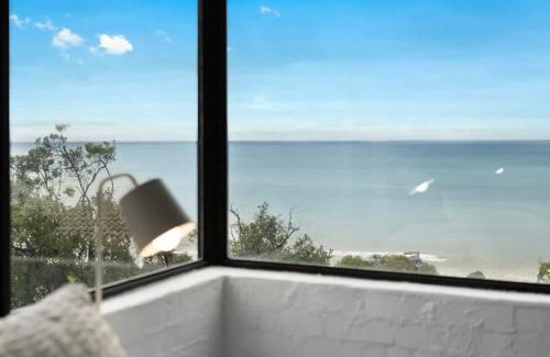 McCracken House | Casa Blanca - 2-4 Heggerton St McCracken - No Linen Included