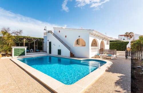 Binibequer Vell Villa | Casa Blanca