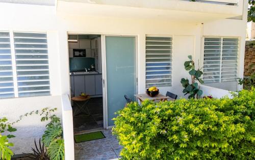 Bajura Apartment | Casa Brisa del Mar - Steps to Montones Beach