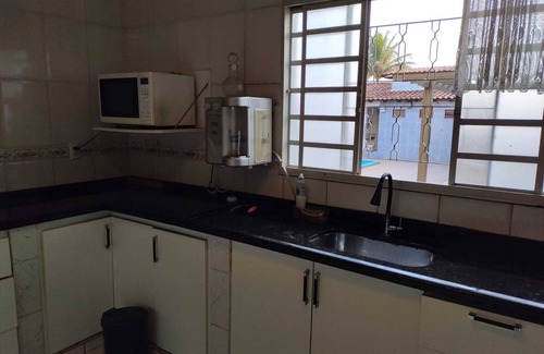 Aguas Claras House | Casa c/Jardim p Alugar c/6 Dormitórios, no Coração do DF em Brasília Brasil