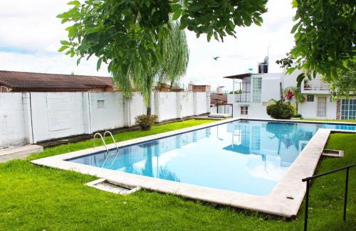 Tezoyuca House | Casa Chinelo Wifi Alberca cerca de Issste Utez Diez