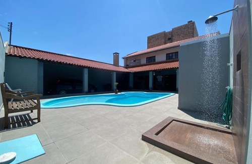 Municipios House | Casa com piscina