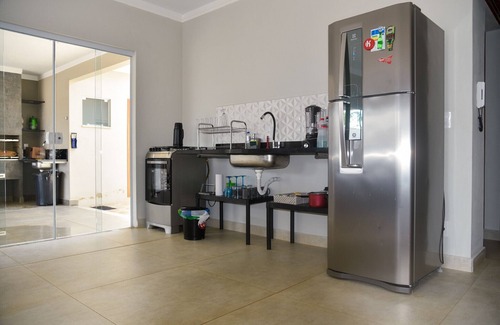 Itapetininga House | Casa com piscina e Wi-Fi em Itapetininga