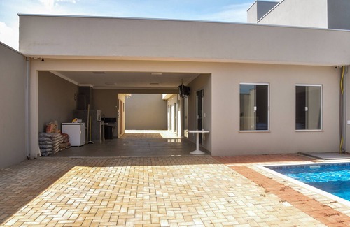 Itapetininga House | Casa com piscina e Wi-Fi em Itapetininga