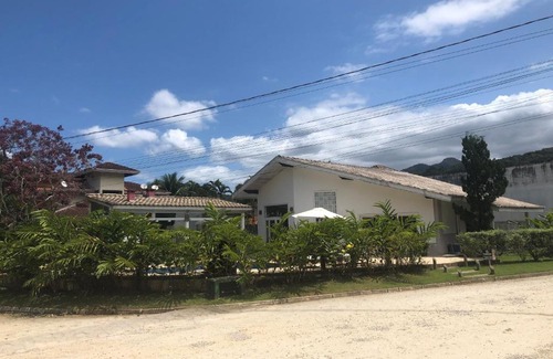 Horto House | Casa com piscina ubatuba