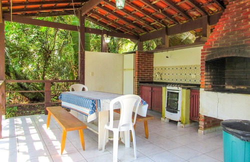 Felix House | Casa com saída privativa para a Praia do Félix/SP