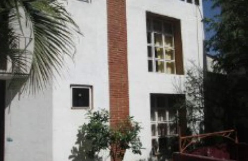 El Bajio House | CASA CON OLOR A CAFE (COMPARTIDA)