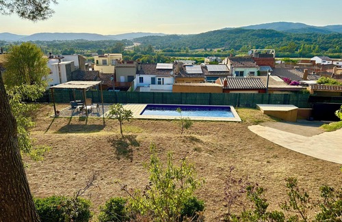 Palamos House | Casa con Piscina y Jardín en Palamós Para 6 Personas