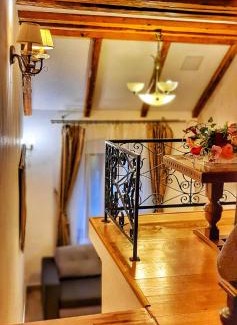 Brasov City Centre House | Casa Crown
