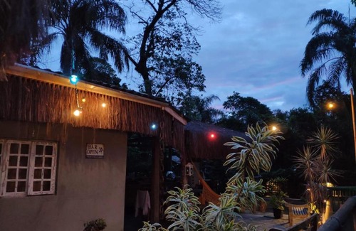 Praia de Taubate House | Casa da Árvore