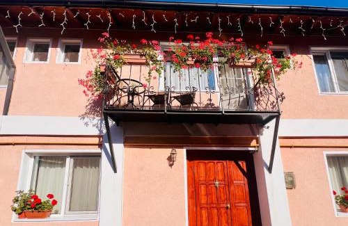 Rasnov House | Casa Dacică