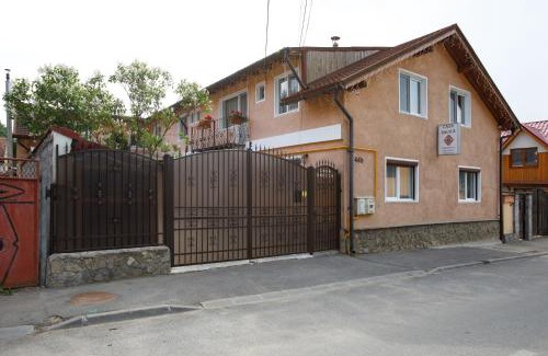 Rasnov House | Casa Dacică