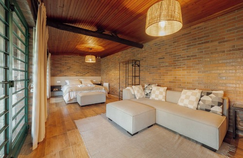 Mozelos Cottage | Casa das Camélias - Quinta Verde Esperança