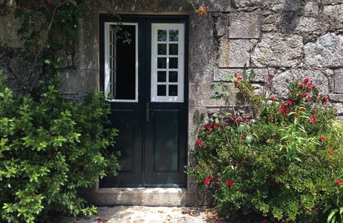 Ponte de Lima Cottage | Casa de Abbades with 3 apartments, each for 4 people