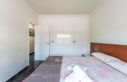 Santa Eulalia de Roncana Apartment | Casa de vacances Mary