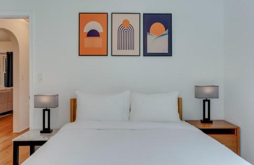 The Roads House | Casa de Jai- your Green Space near Brickell