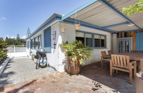 South Fremantle House | Casa Del Mar - South Fremantle Home