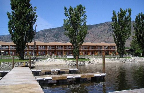 Okanagan-Similkameen Condo | Casa Del Mila Oro Beachfront 2 Bedroom Condo; Book now for spring/summer 2026