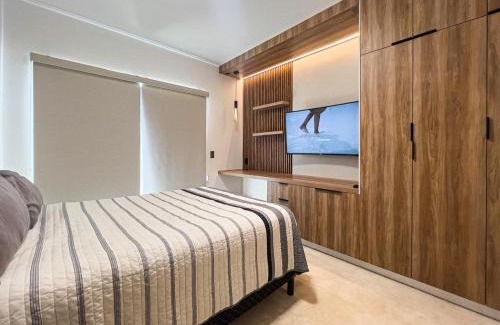 La Paz Apartment | Casa Delfines, 2Br home in quiet neighborhood 10 min from downtown