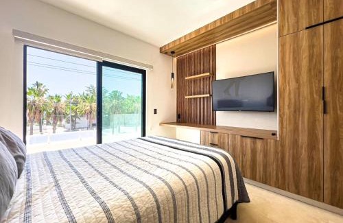 La Paz Apartment | Casa Delfines, 2Br home in quiet neighborhood 10 min from downtown