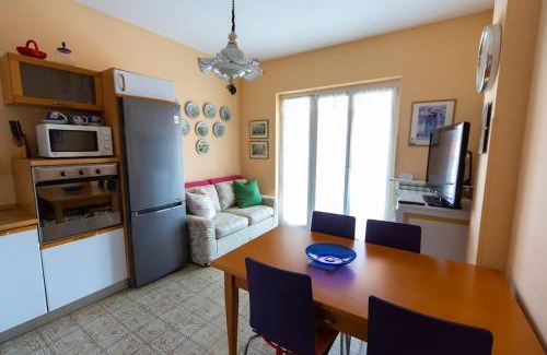 San Lorenzo al Mare Apartment | Casa di Zoe